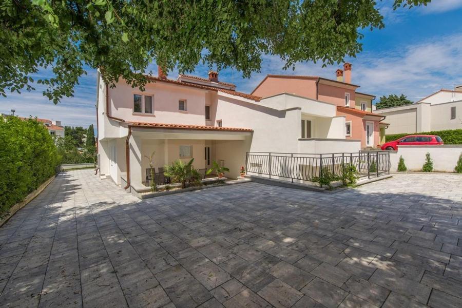 Villa Luana With Private Pool In Beautiful Rovinj Exterior photo